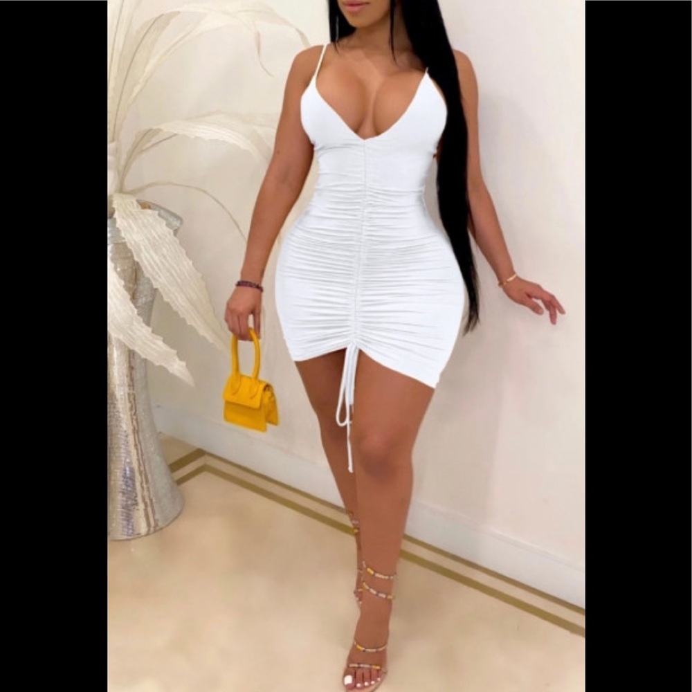 •Mini• Runched front white mini dress